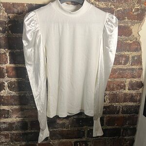 Chic White Puff Sleeve Blouse